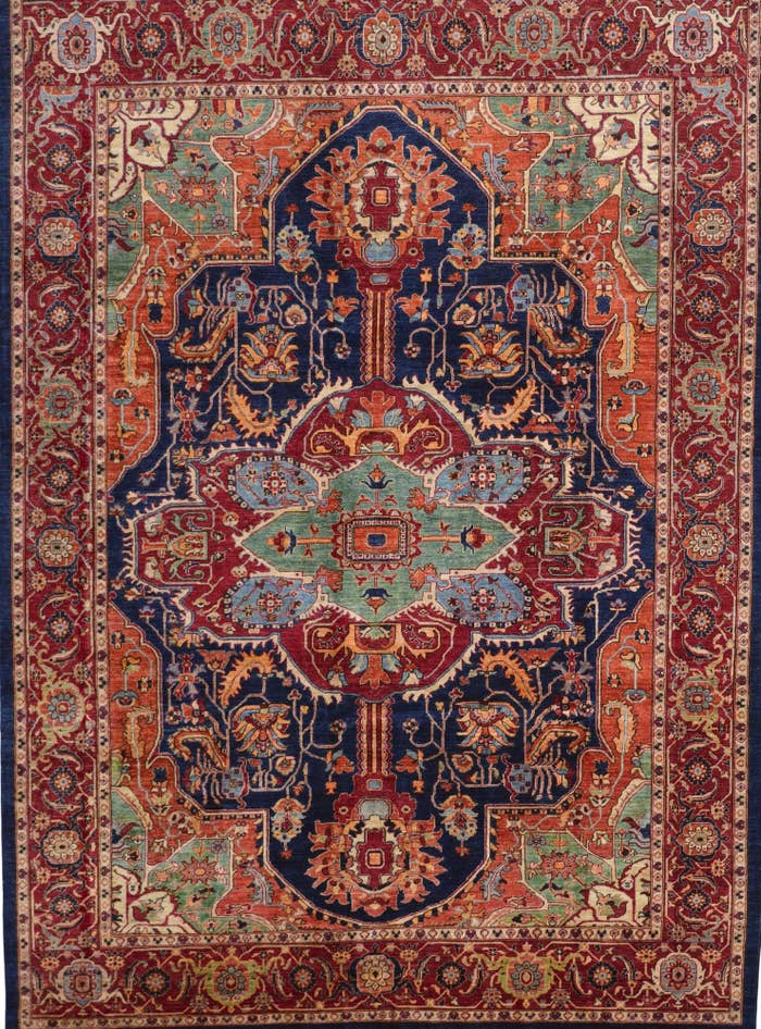 Detail image of 9' x 12' 6 Hand Knotted Heriz Rug
