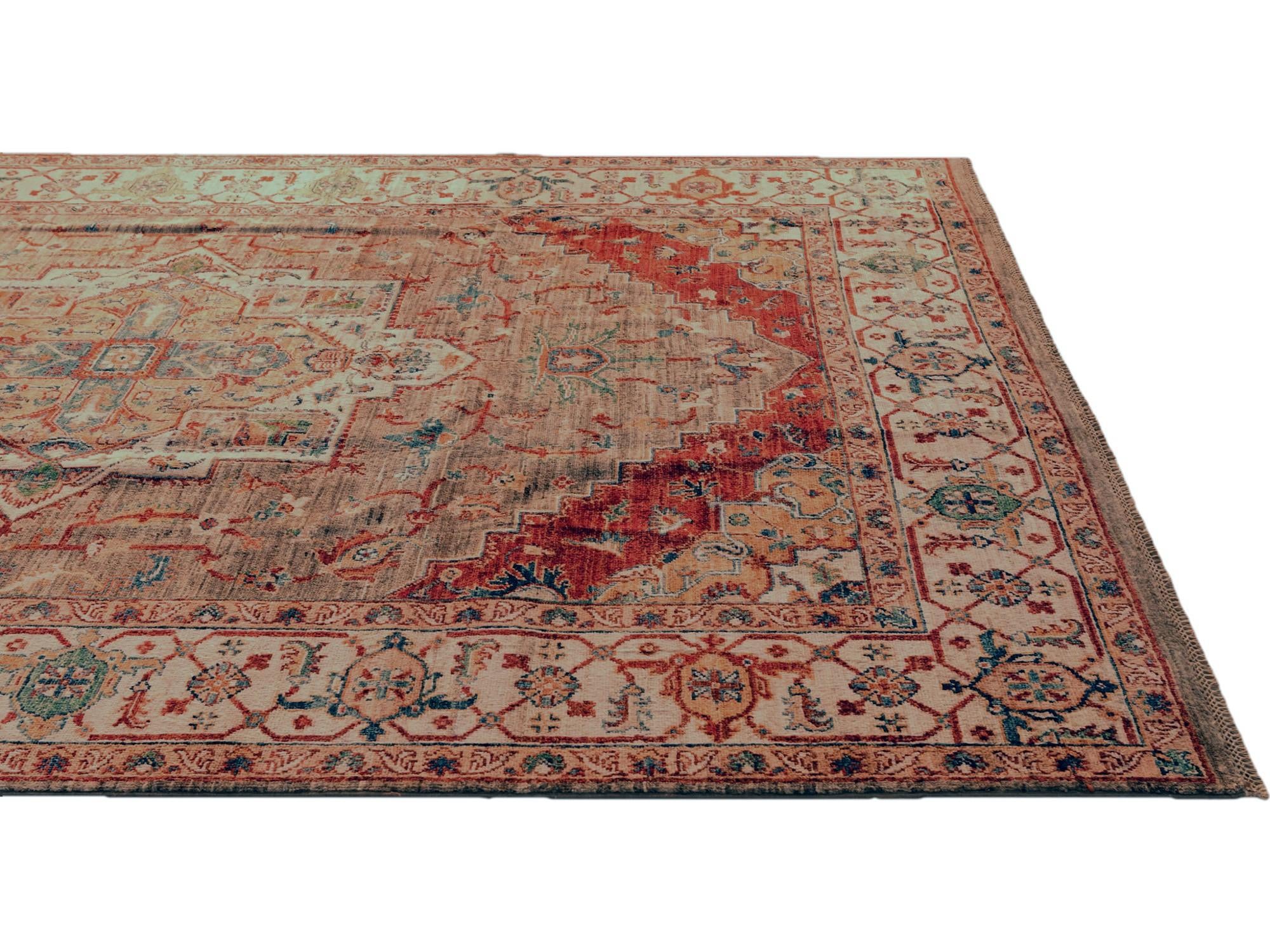 6' 10 x 9' 10 Hand Knotted Heriz Rug