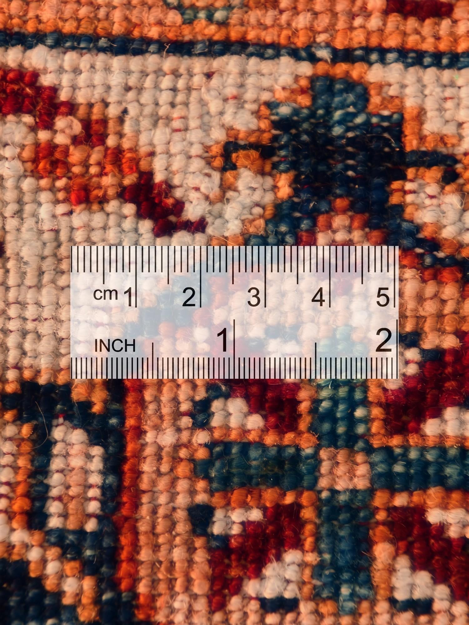 6' 10 x 9' 10 Hand Knotted Heriz Rug