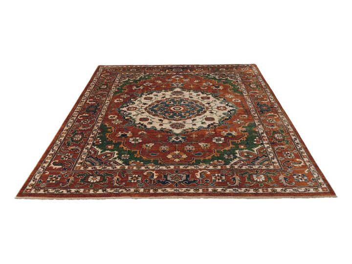8' 2 x 10' Hand Knotted Heriz Rug