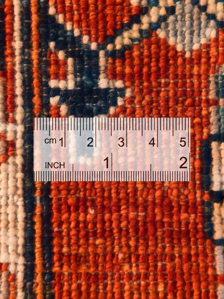 8' 2 x 10' Hand Knotted Heriz Rug