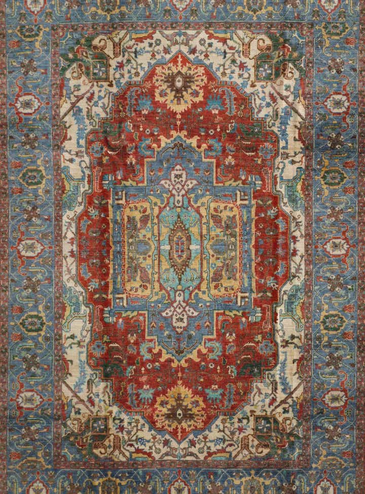 6' 3 x 9' 2 Hand Knotted Heriz Rug