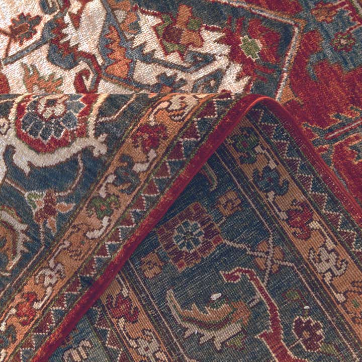 7' 10 x 10' 1 Hand Knotted Heriz Rug