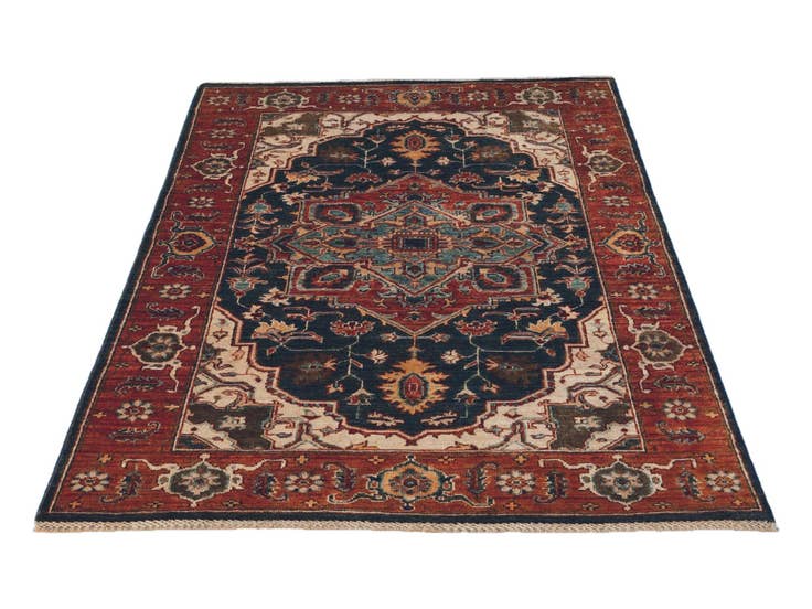 Detail image of 3' 10 x 5' 9 Hand Knotted Heriz Rug