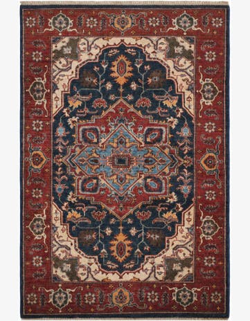 3' 10 x 5' 9 Hand Knotted Heriz Rug