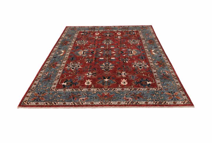 6' 9 x 9' 9 Hand Knotted Heriz Rug
