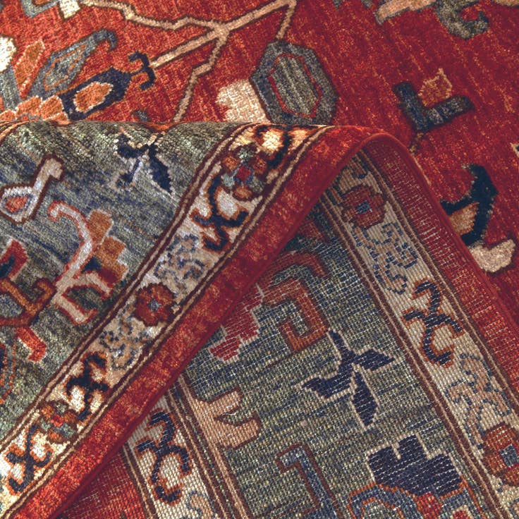 Detail image of 6' 9 x 9' 9 Hand Knotted Heriz Rug