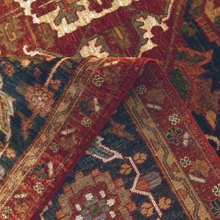 Detail image of 10' x 13' 8 Hand Knotted Heriz Rug