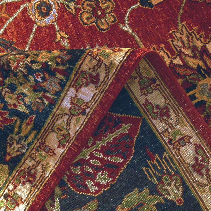8' 2 x 10' Hand Knotted Heriz Rug