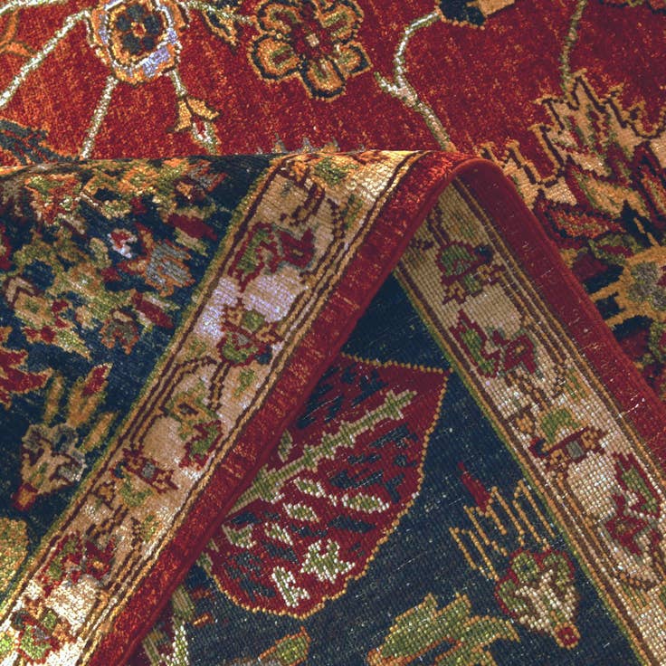 Detail image of 8' 2 x 10' Hand Knotted Heriz Rug