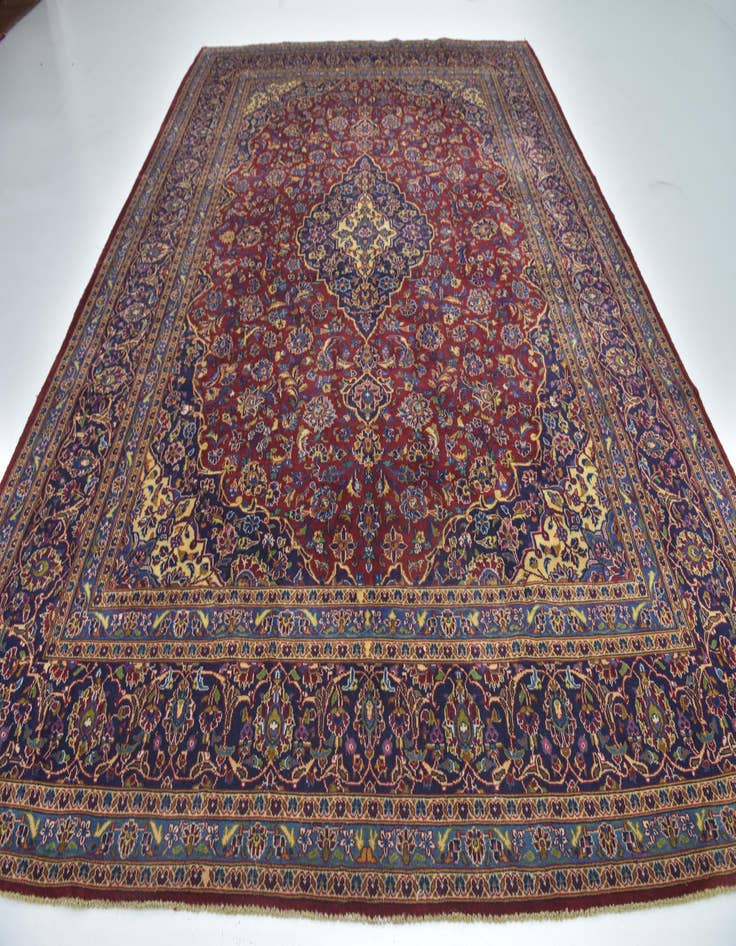 Detail image of 10' x 13' 5 Hand Knotted Kashan Persian Wool Rug