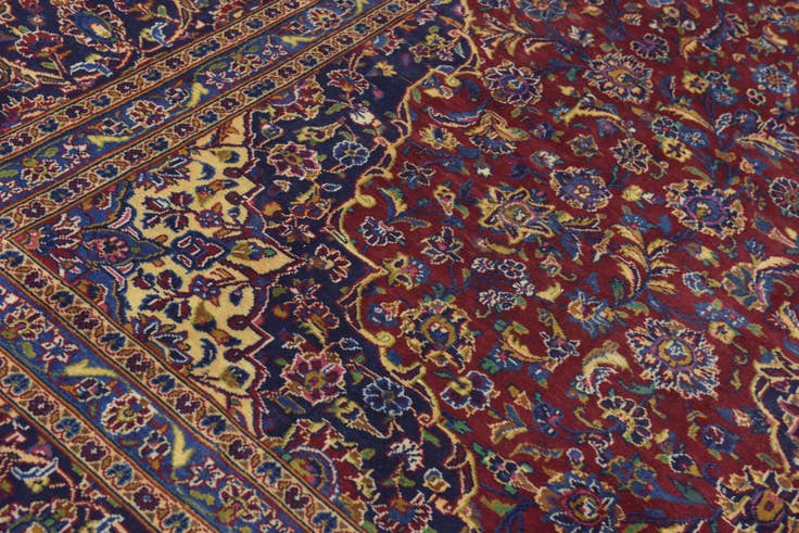 Detail image of 10' x 13' 5 Hand Knotted Kashan Persian Wool Rug