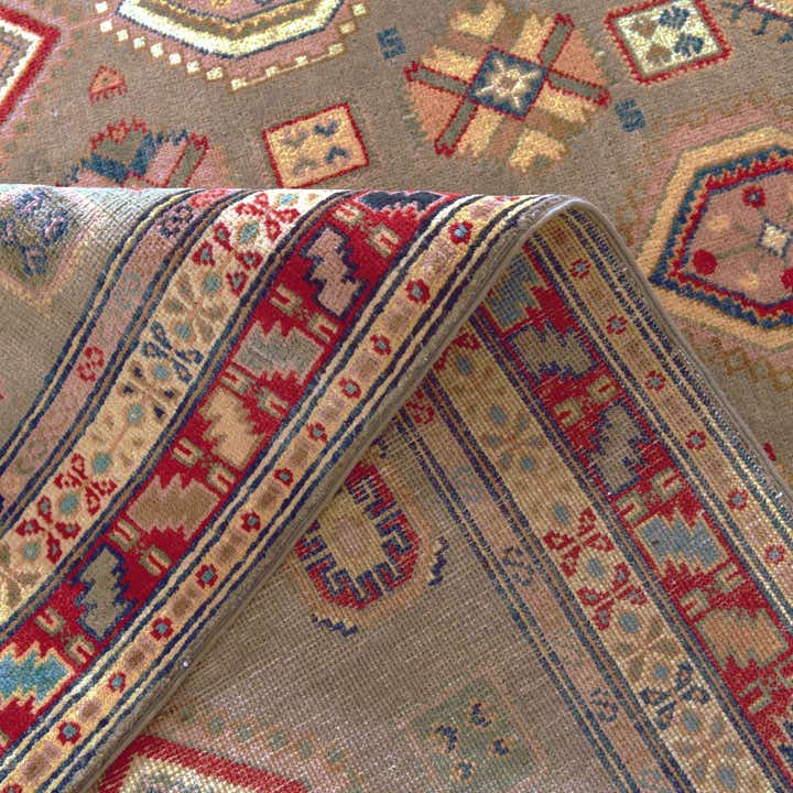 5' 8 x 7' 7 Hand Knotted Kazak Rug
