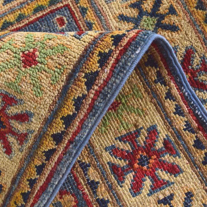2' x 3' 1 Hand Knotted Kazak Rug