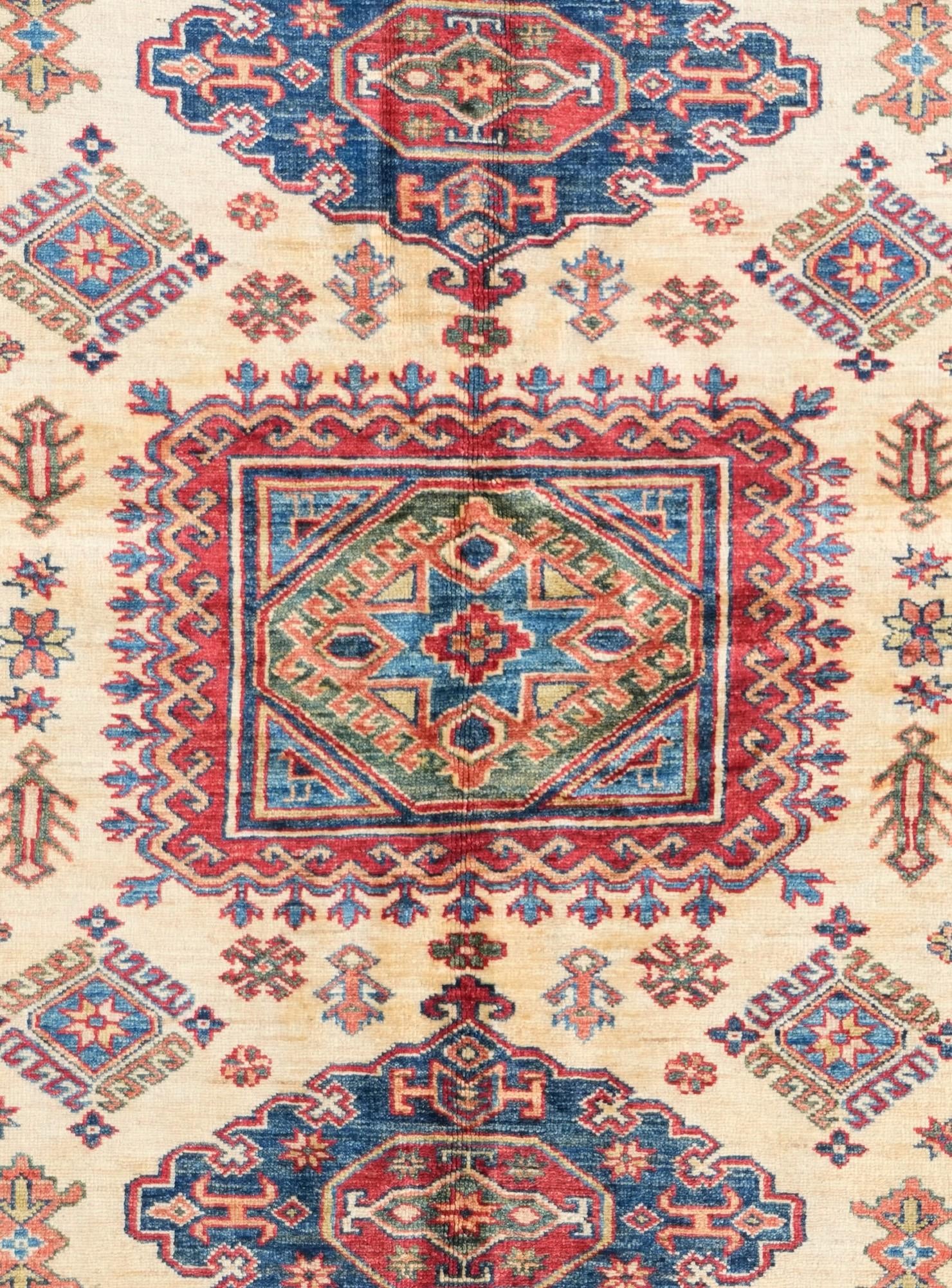 4' 11 x 6' 8 Hand Knotted Kazak Rug