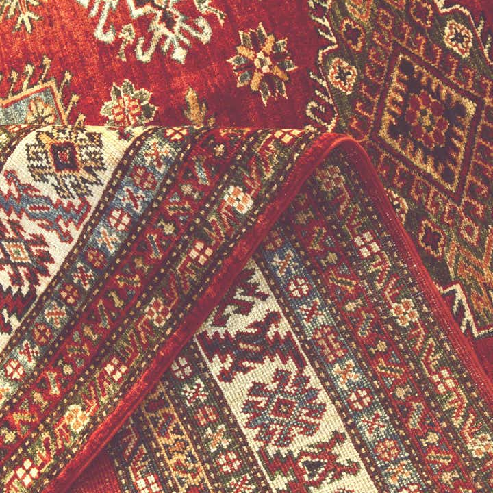 5' 1 x 6' 2 Hand Knotted Kazak Rug