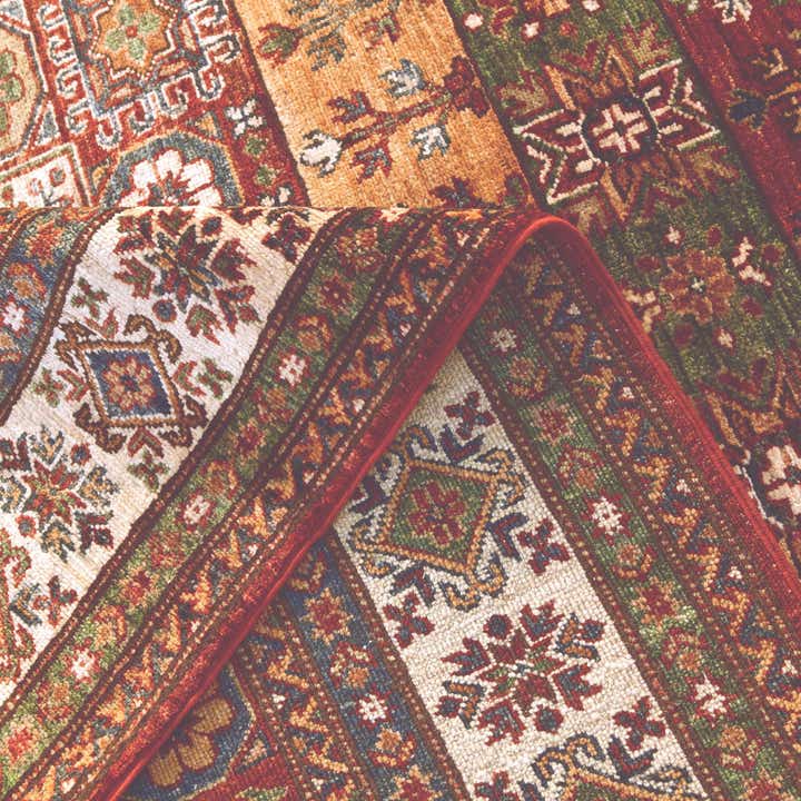 5' x 6' 10 Hand Knotted Kazak Rug
