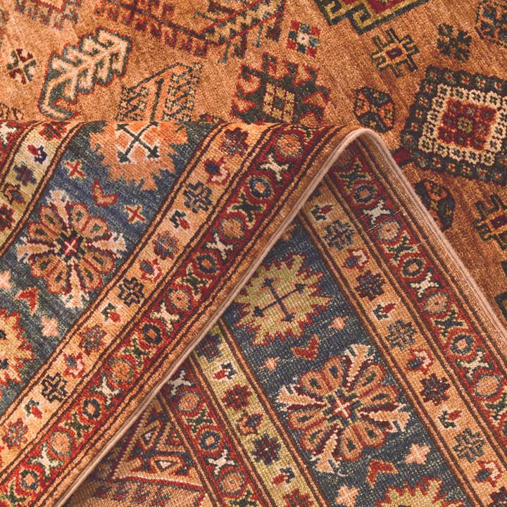 5' 1 x 7' 1 Hand Knotted Kazak Rug