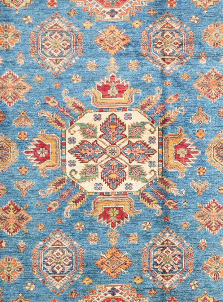 6' 11 x 10' Hand Knotted Kazak Rug