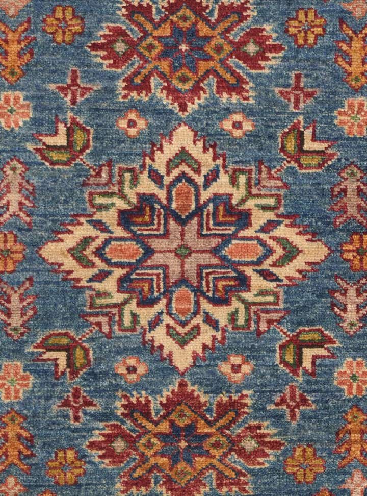 2' 9 x 4' 2 Hand Knotted Kazak Rug