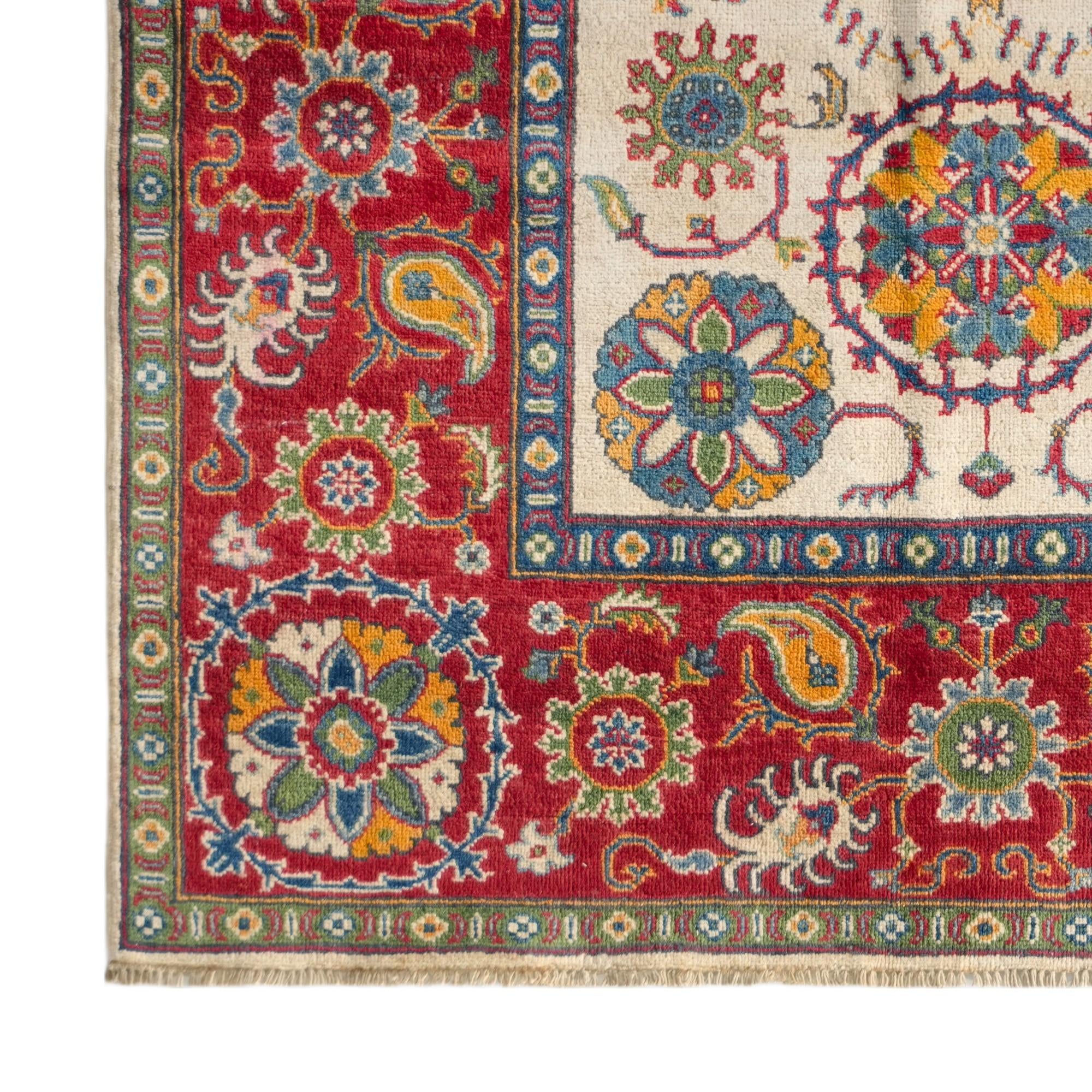 Detail image 6 of 9: 5' 2 x 6' 10 Hand Knotted Kazak Rug