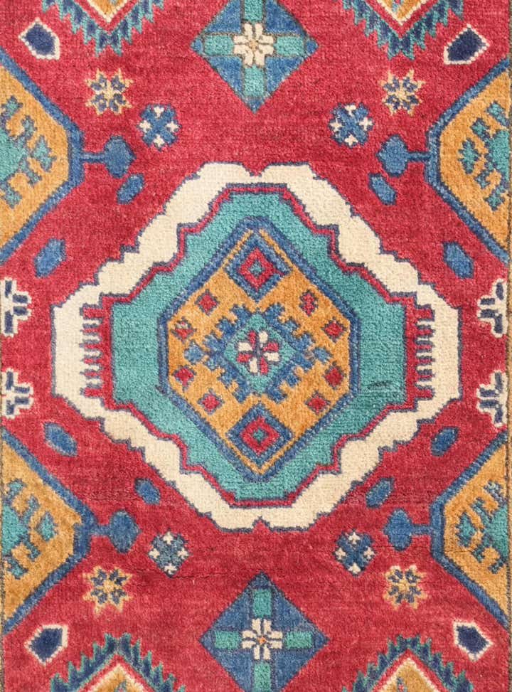 2' 9 x 4' 5 Hand Knotted Kazak Rug