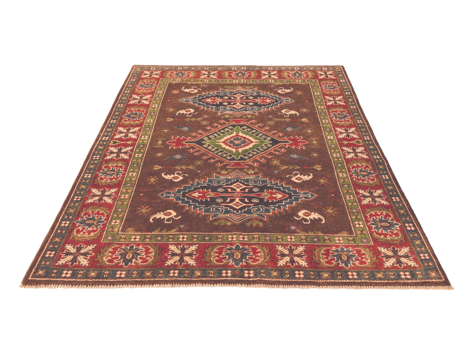 4' 10 x 6' 9 Hand Knotted Kazak Rug