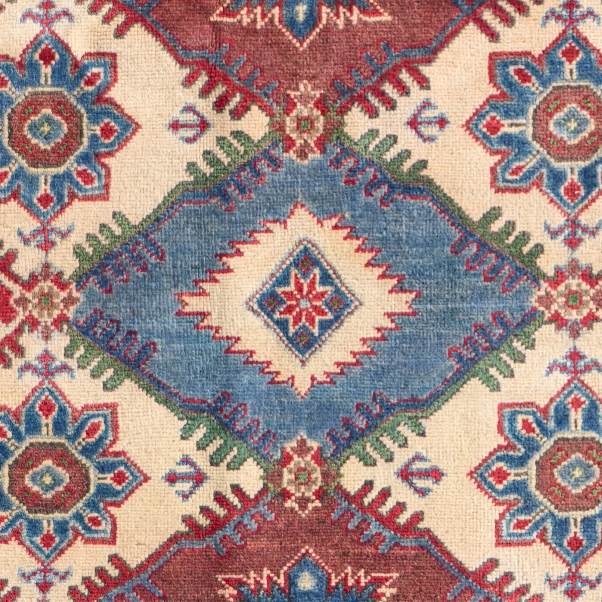 Detail image 10 of 10: 5' x 7' 2 Hand Knotted Kazak Rug