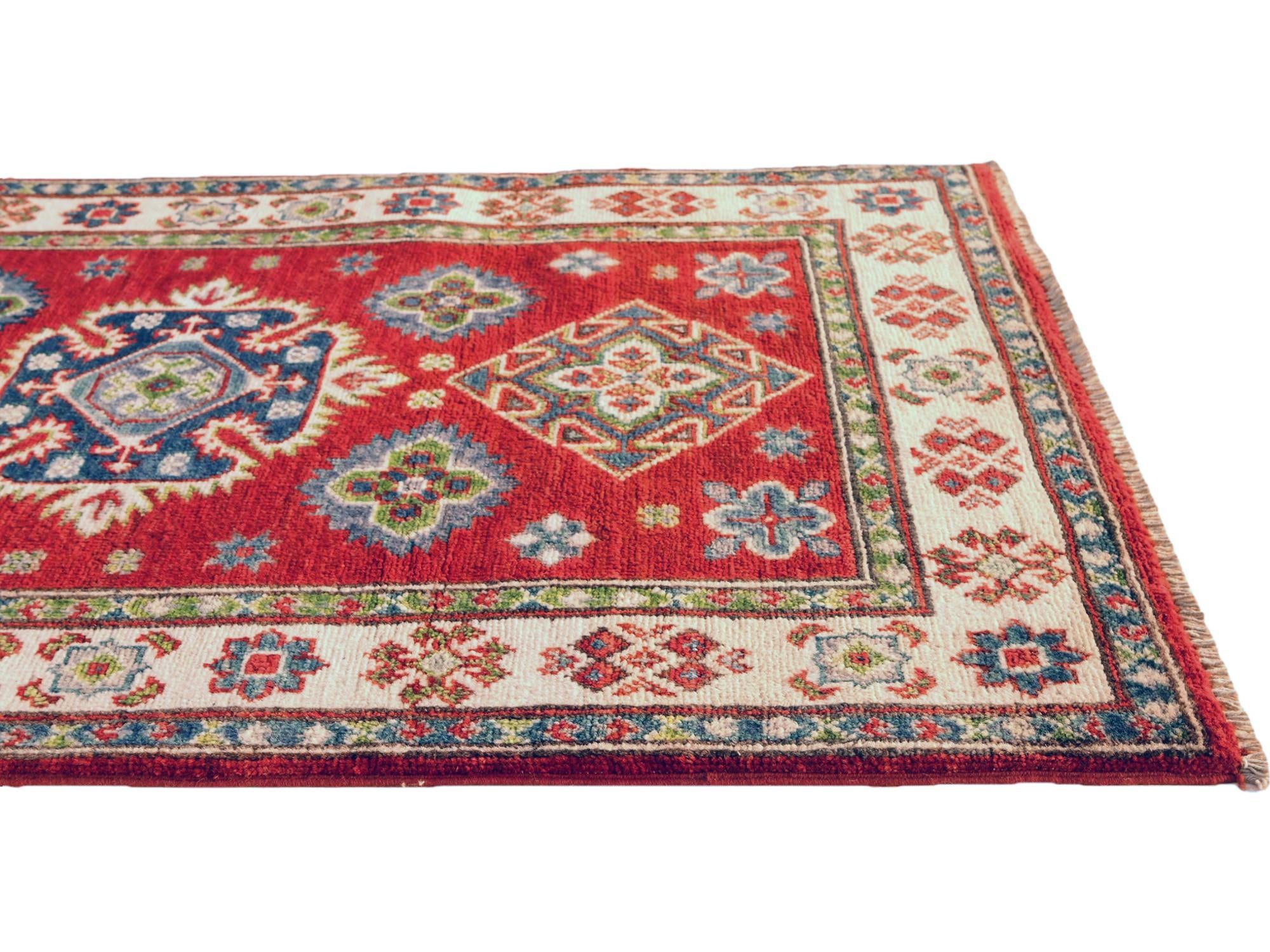 2' 7 x 4' 3 Hand Knotted Kazak Rug
