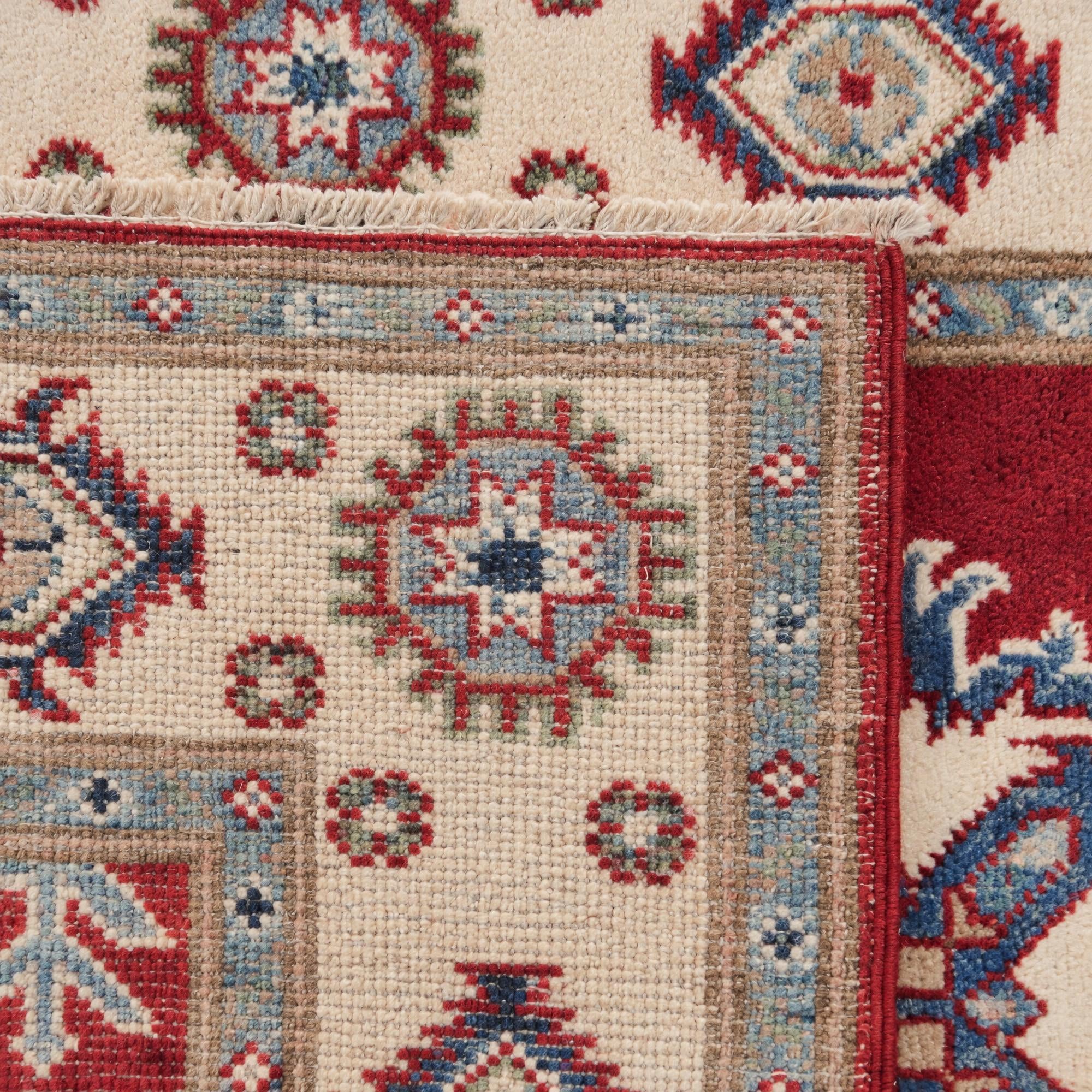 2' 8 x 4' 4 Hand Knotted Kazak Rug