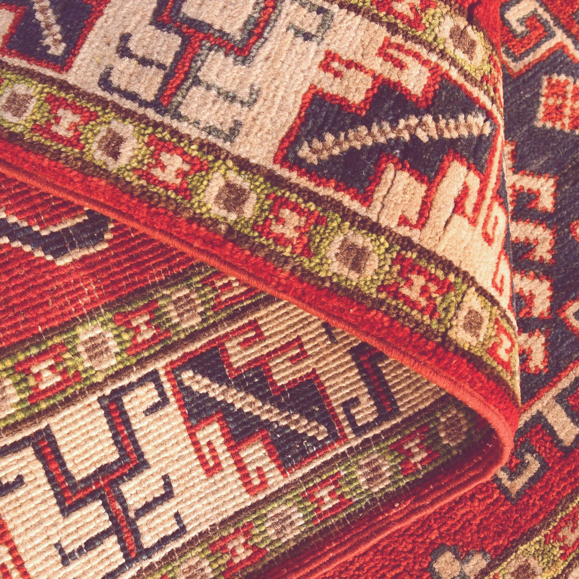 2' 10 x 4' Hand Knotted Kazak Rug