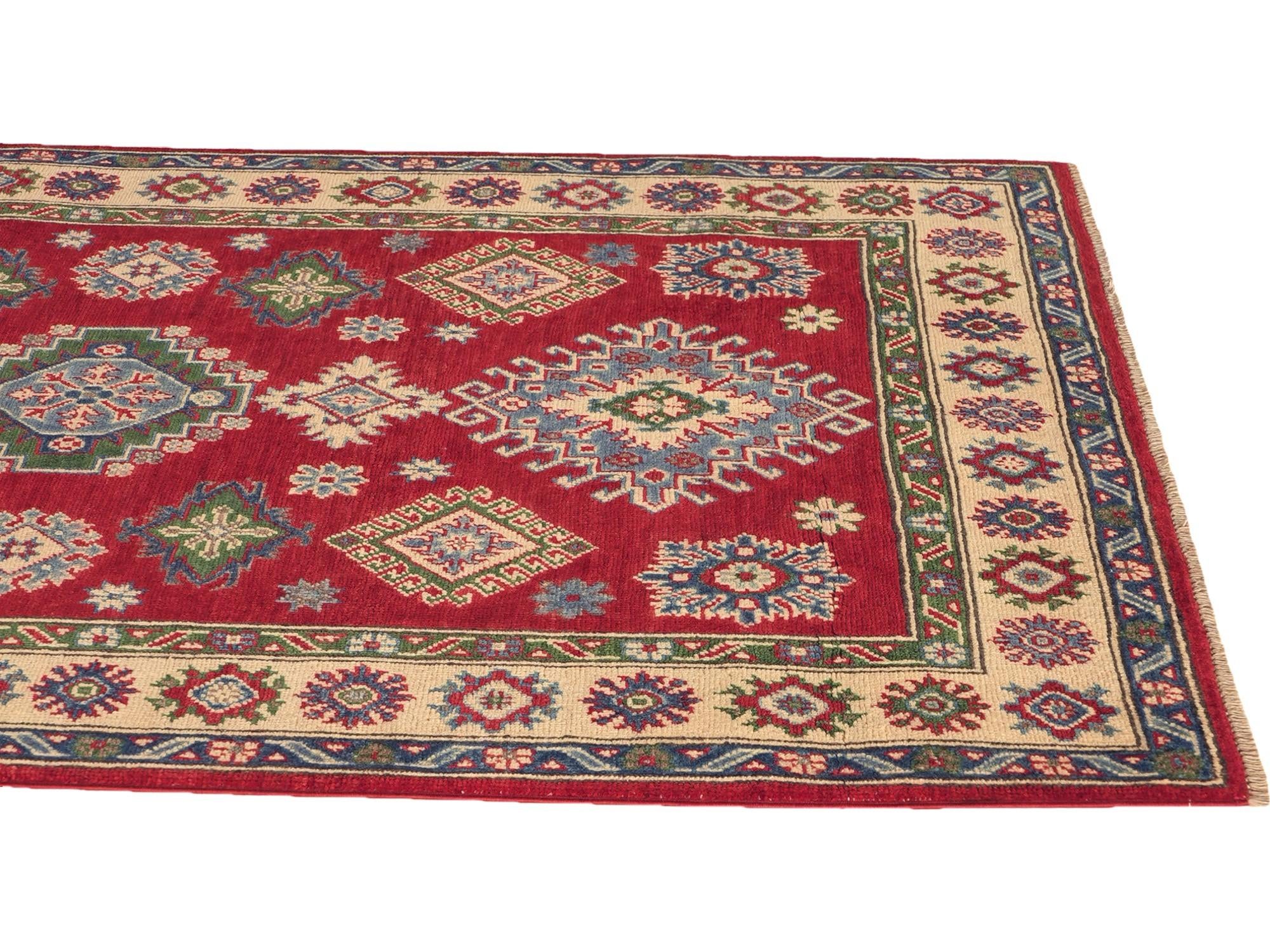 Detail image 6 of 10: 4' x 6' Hand Knotted Kazak Rug