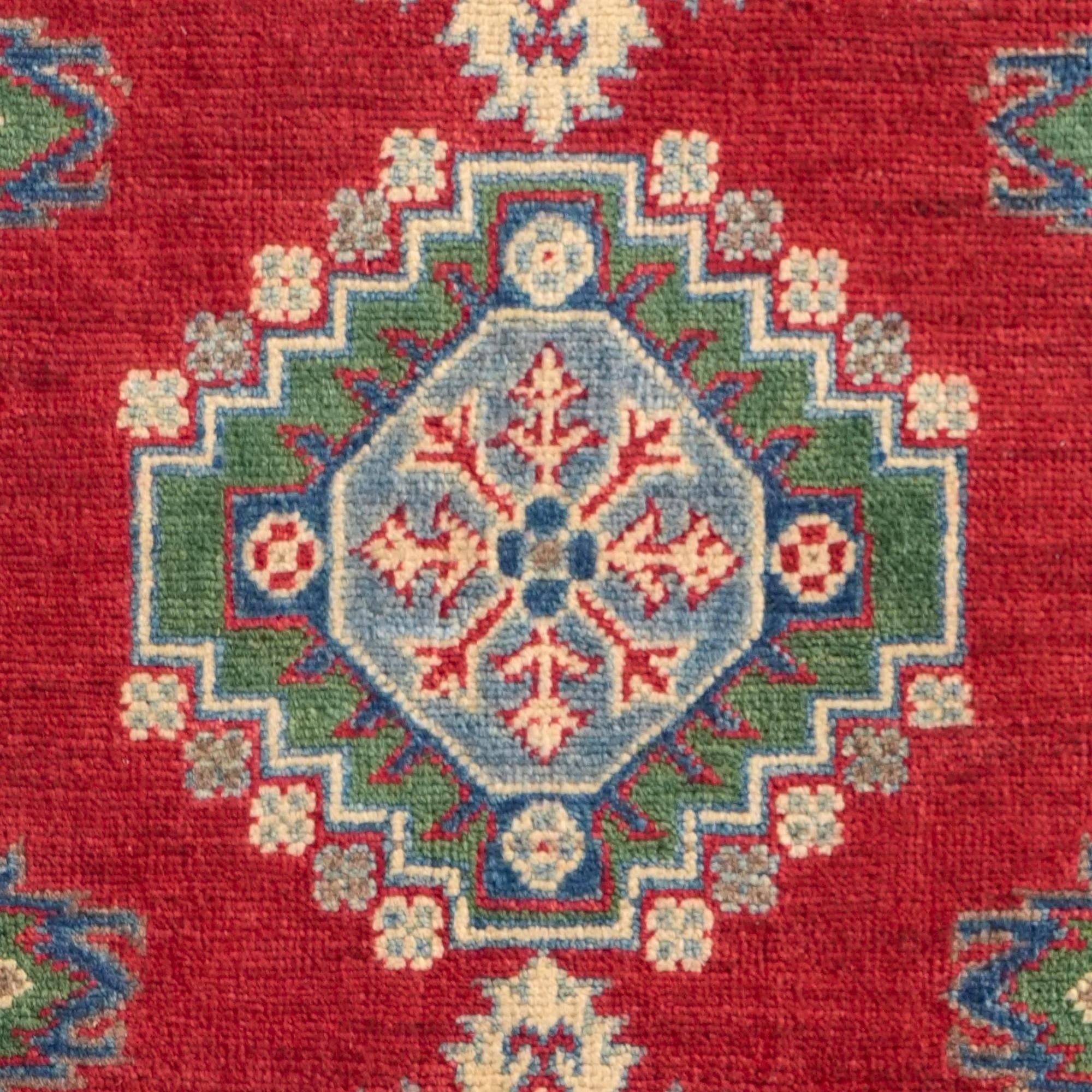 Detail image 10 of 10: 4' x 6' Hand Knotted Kazak Rug