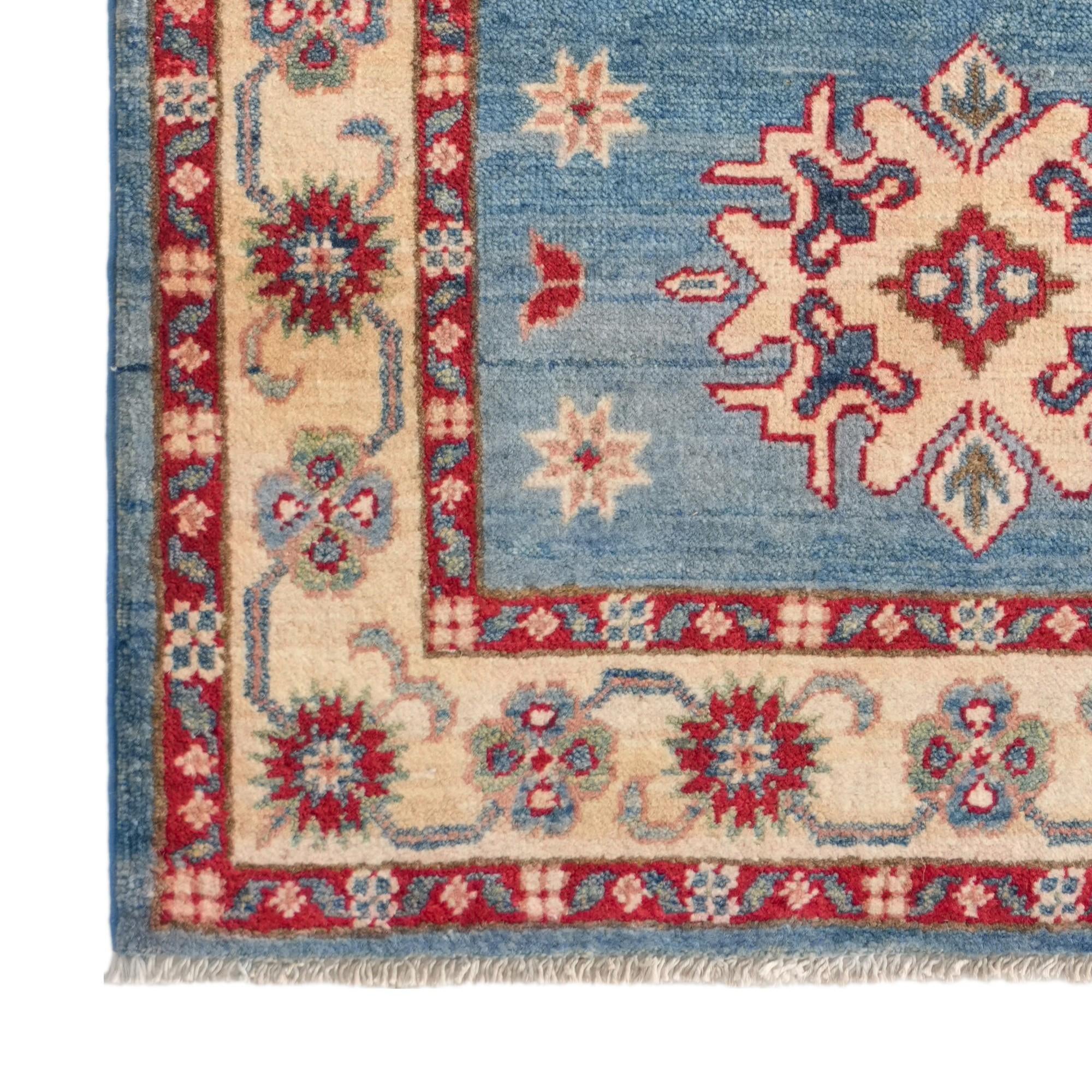 2' 7 x 4' 2 Hand Knotted Kazak Rug