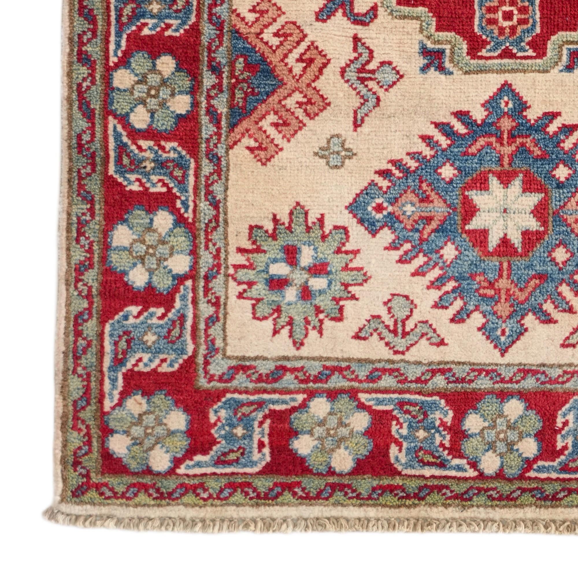 2' 7 x 4' 2 Hand Knotted Kazak Rug