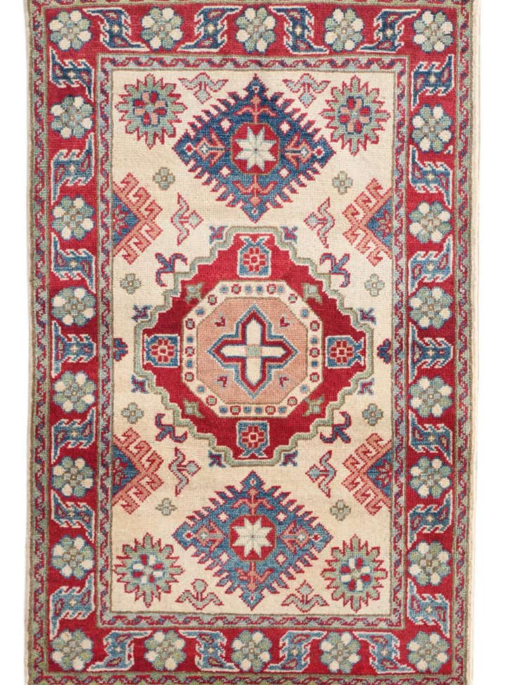 2' 7 x 4' 2 Hand Knotted Kazak Rug