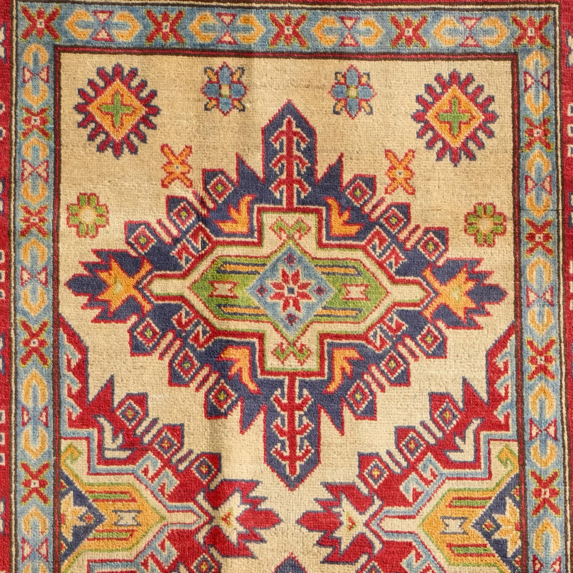 Detail image 10 of 10: 3' 10 x 6' Hand Knotted Kazak Rug