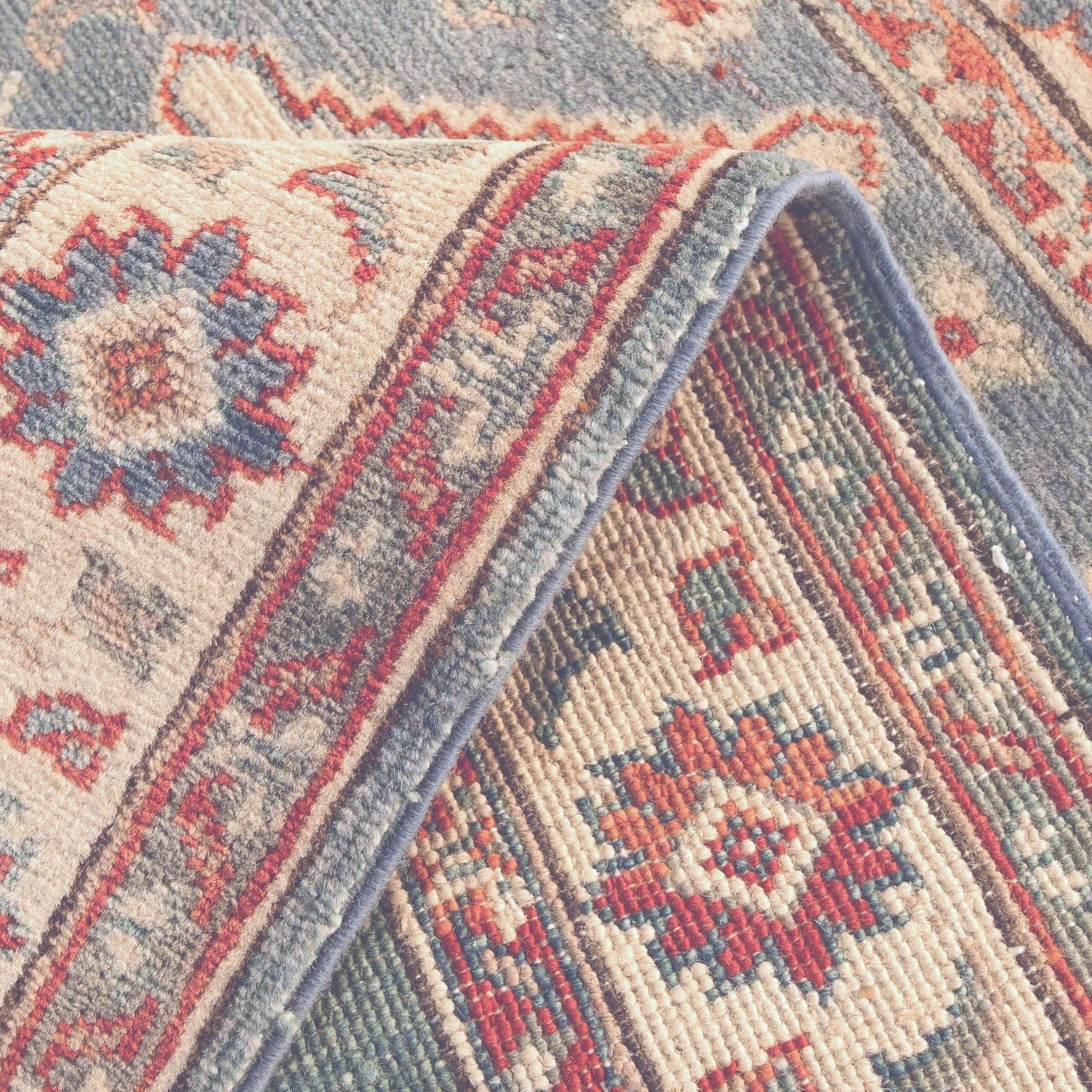 2' 9 x 4' Hand Knotted Kazak Rug