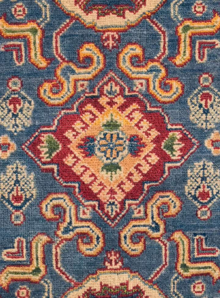 2' 7 x 4' 1 Hand Knotted Kazak Rug