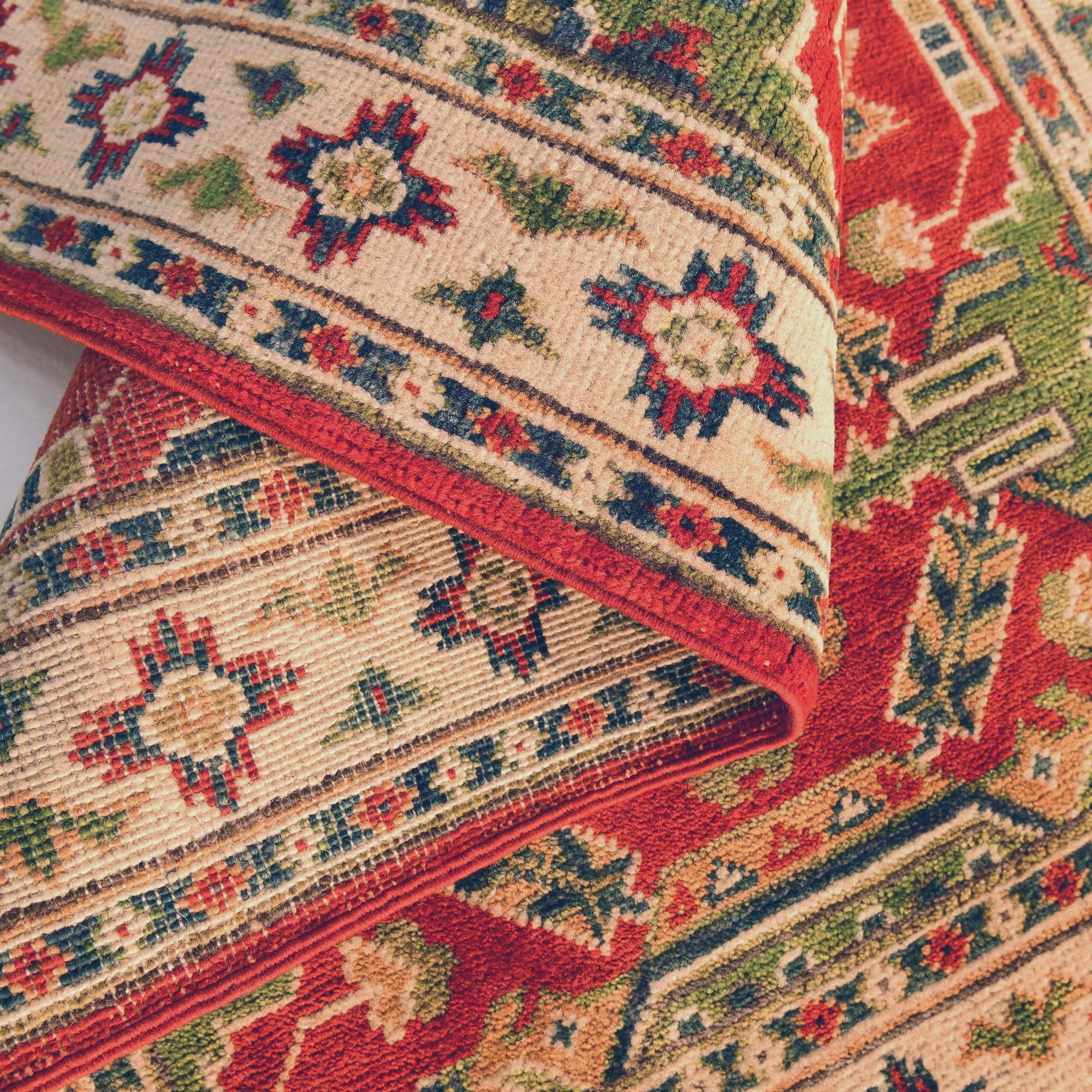 2' 7 x 4' 2 Hand Knotted Kazak Rug