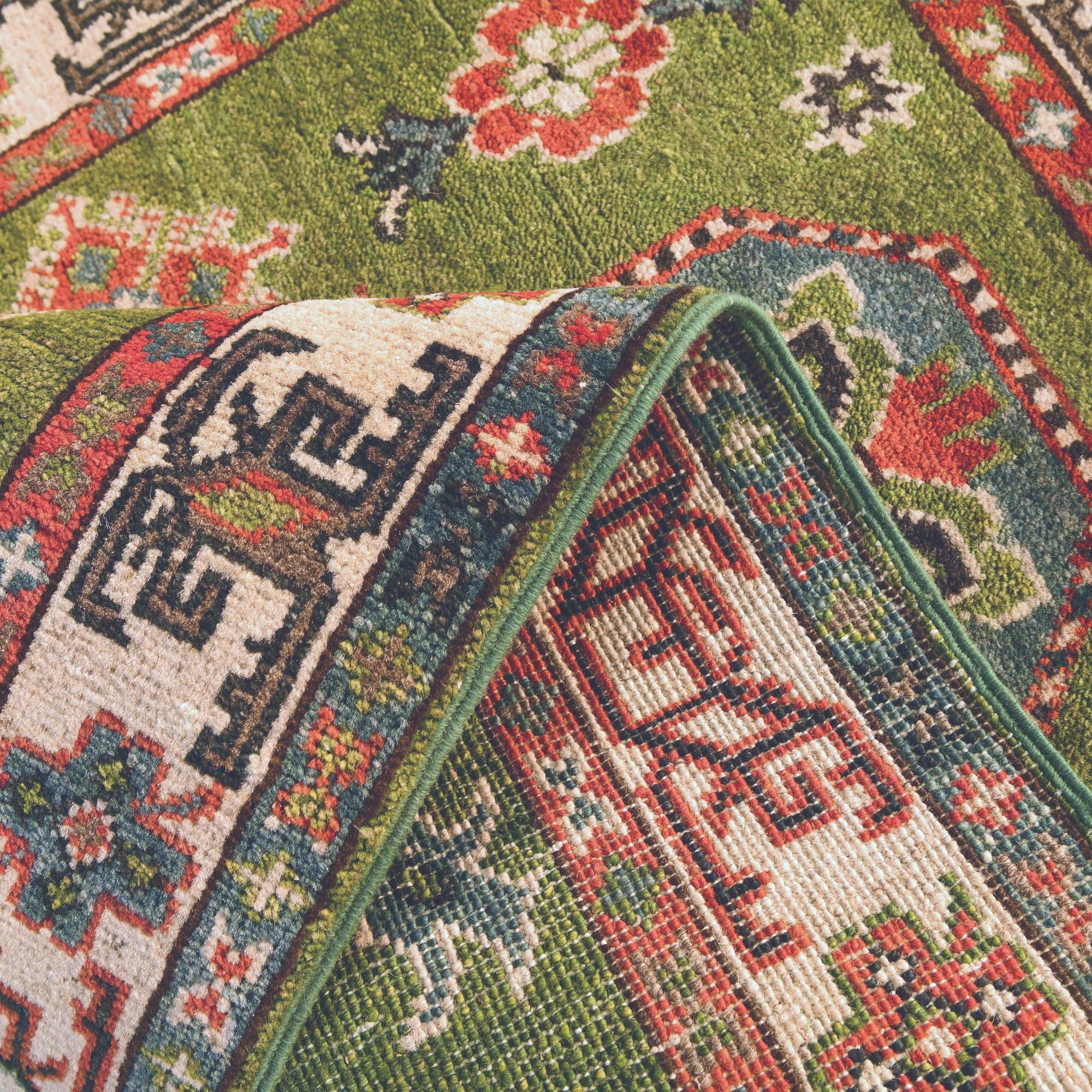 2' 8 x 4' 1 Hand Knotted Kazak Rug