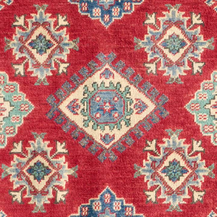 5' x 7' 1 Hand Knotted Kazak Rug