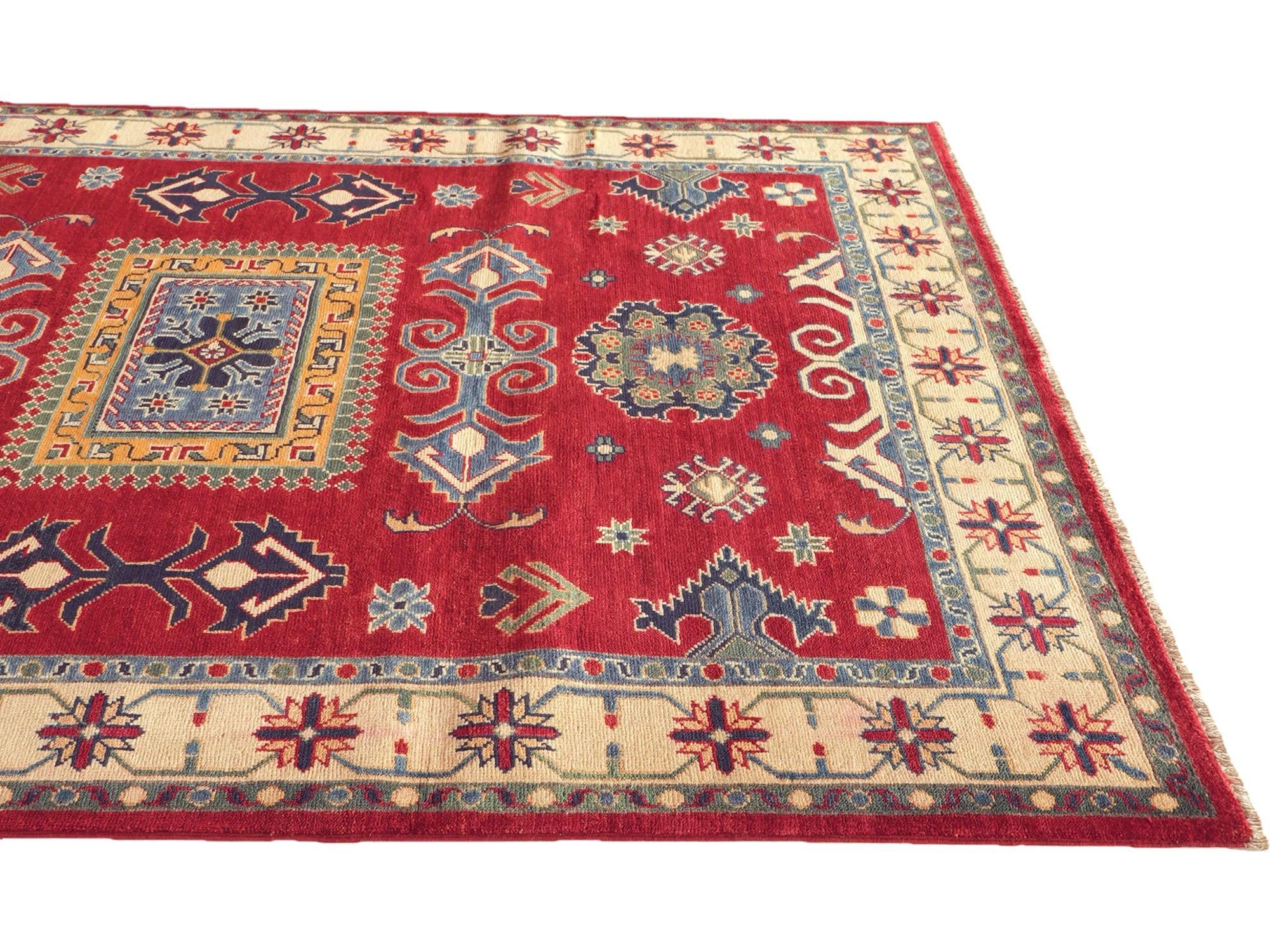 Detail image 6 of 10: 5' 2 x 7' Hand Knotted Kazak Rug