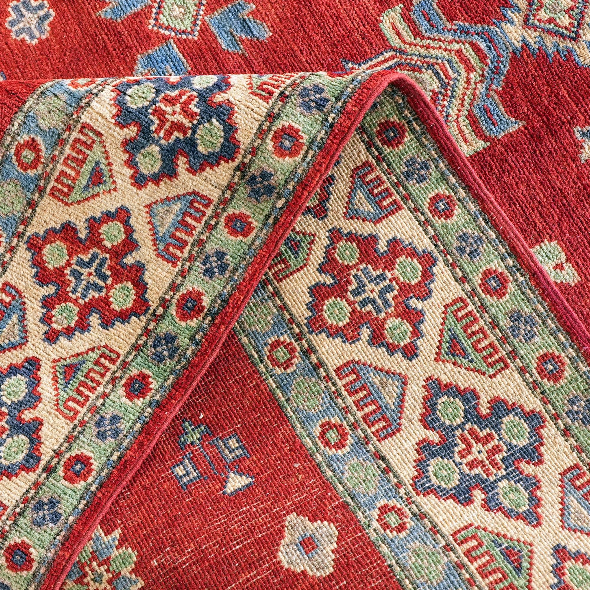 Detail image 8 of 10: 4' 9 x 6' 11 Hand Knotted Kazak Rug