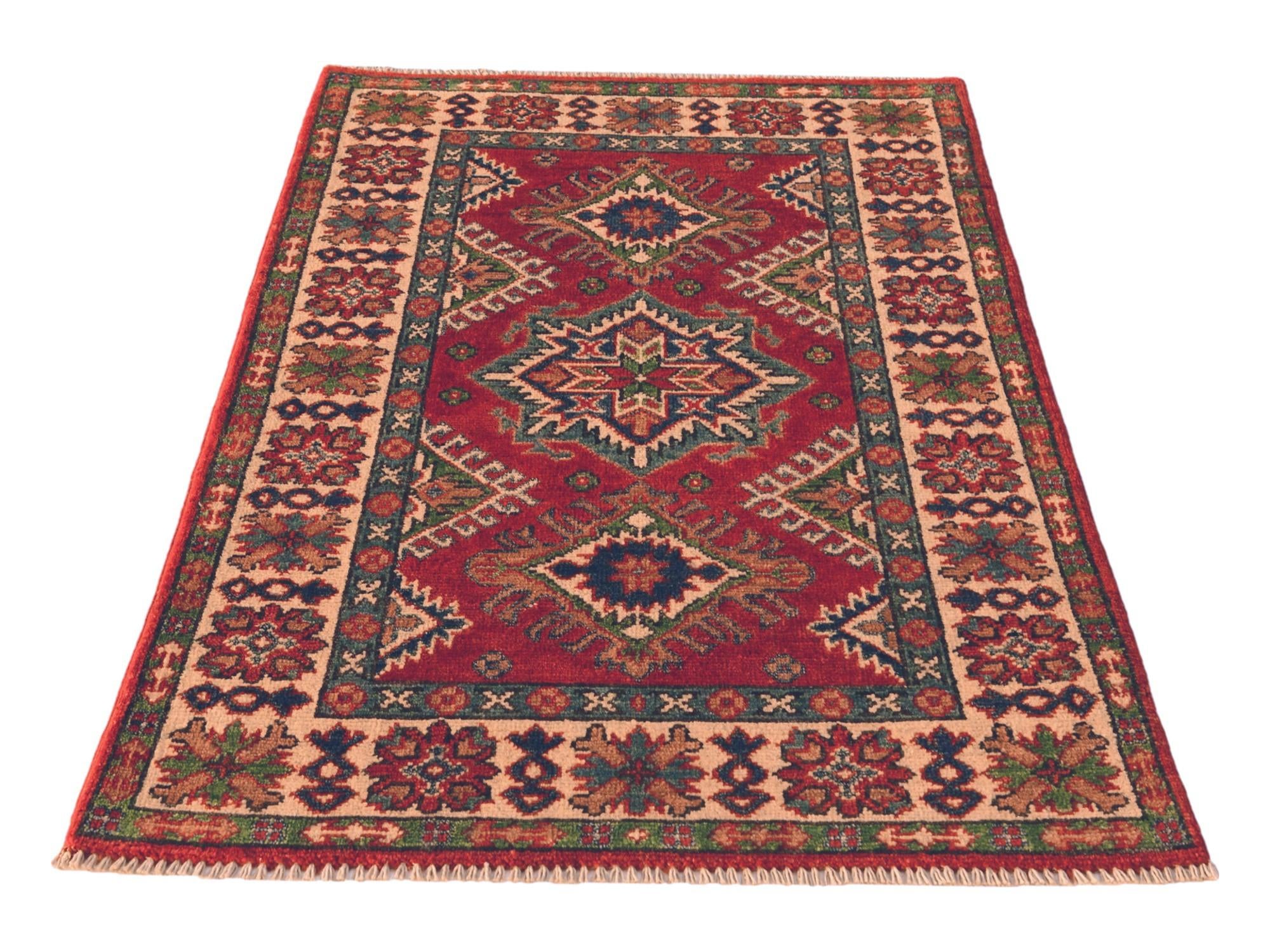 2' 7 x 4' 2 Hand Knotted Kazak Rug