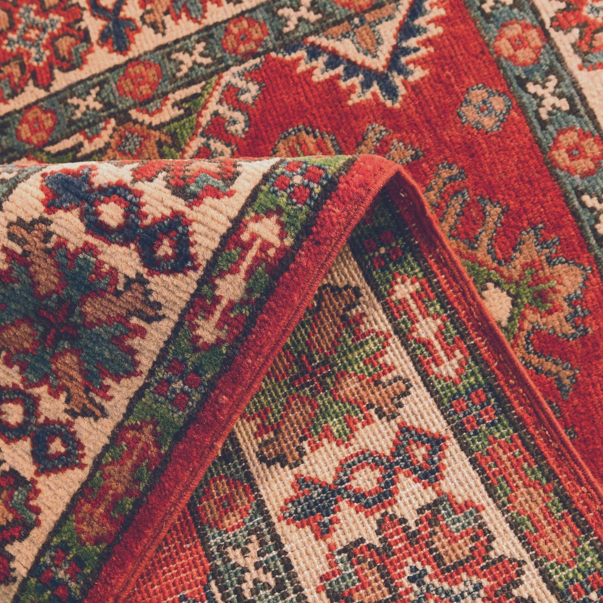 2' 7 x 4' 2 Hand Knotted Kazak Rug
