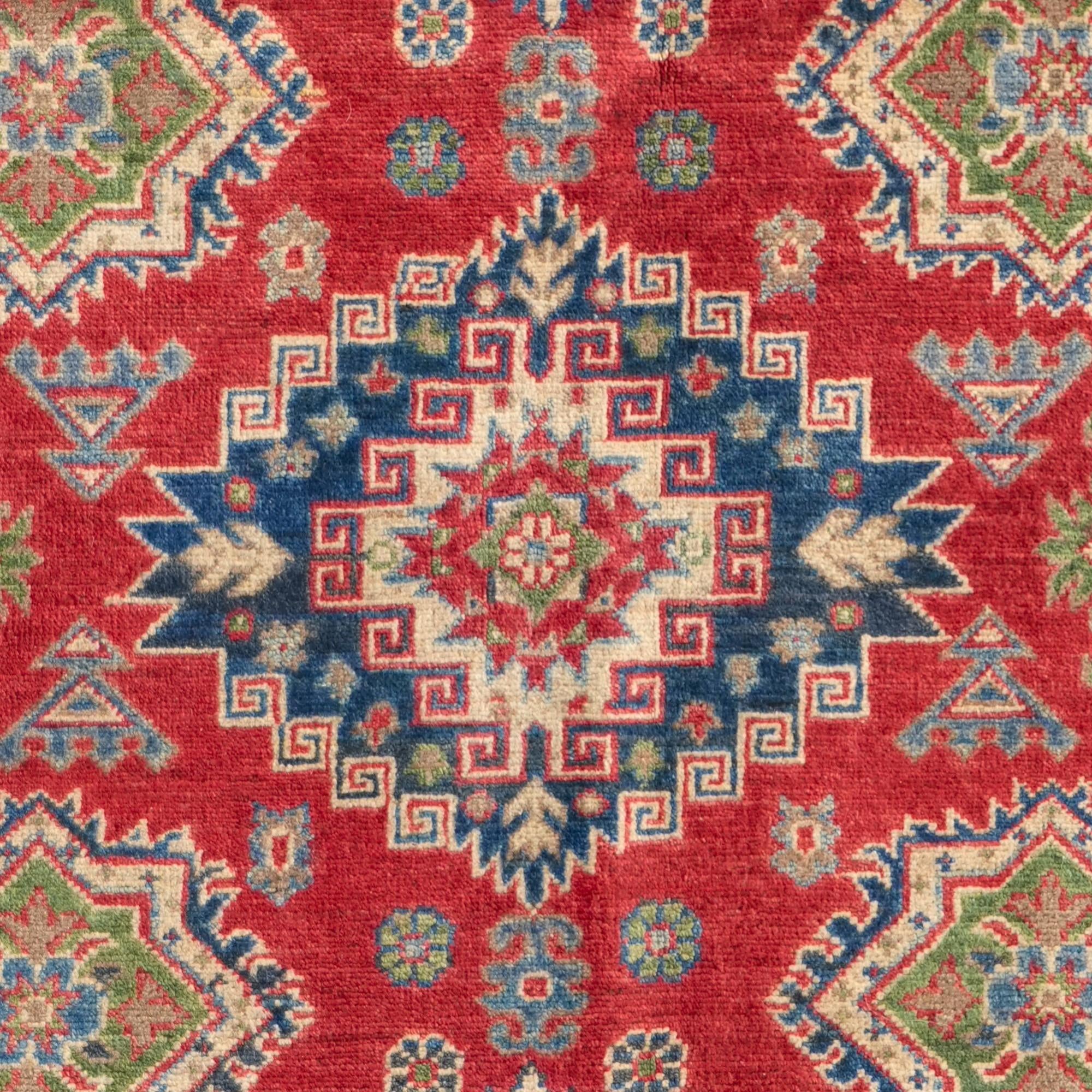 Detail image 9 of 9: 4' 11 x 7' Hand Knotted Kazak Rug