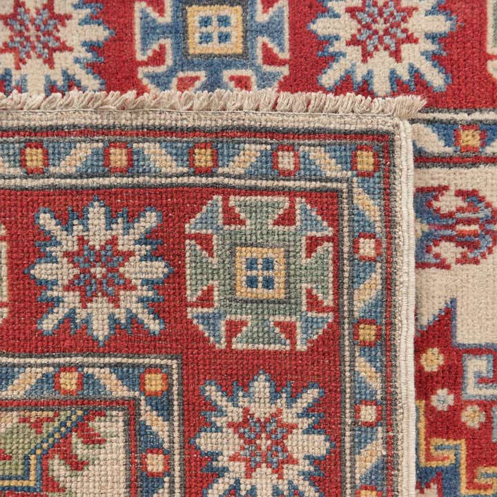 2' 7 x 4' 2 Hand Knotted Kazak Rug