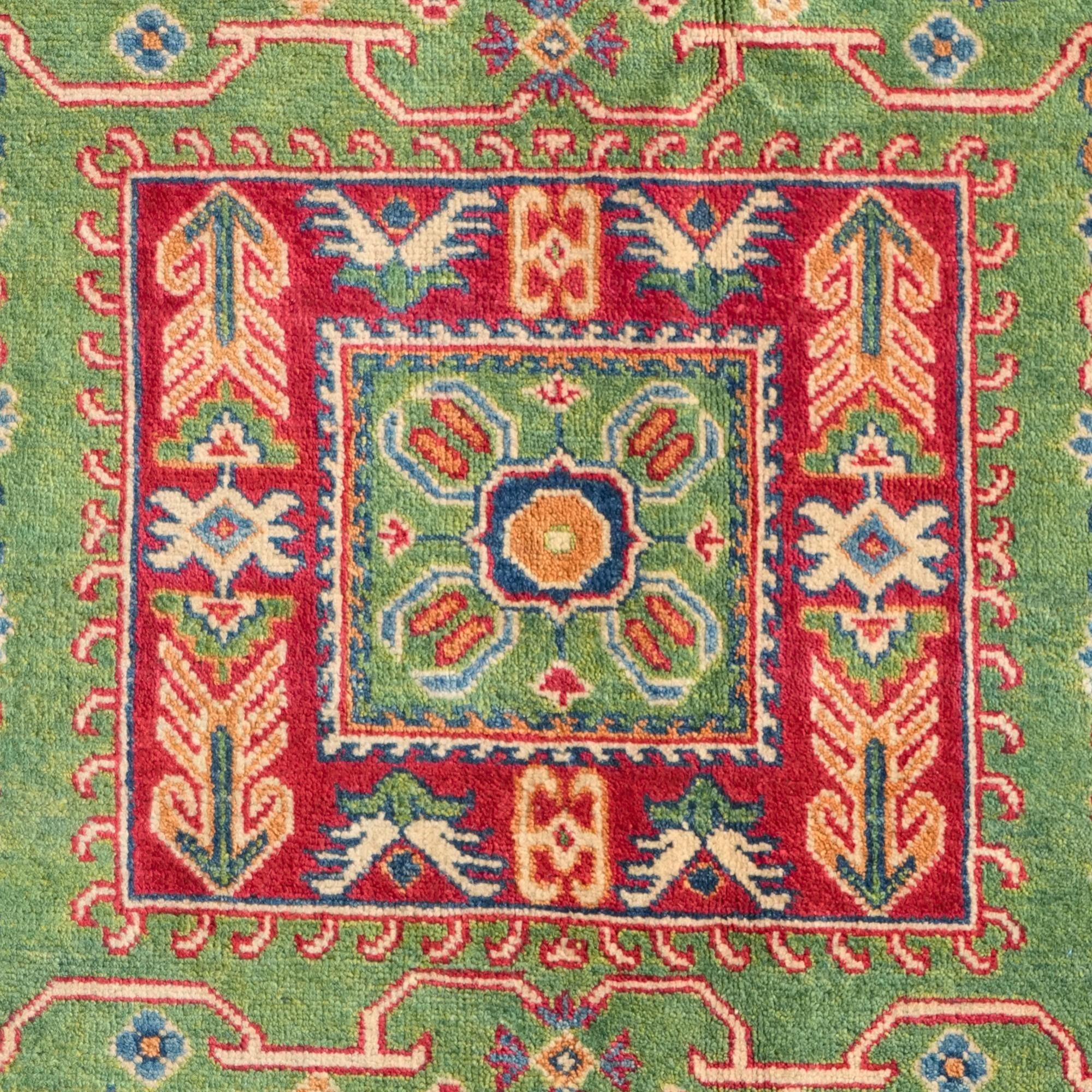 Detail image 10 of 10: 4' 11 x 6' 10 Hand Knotted Kazak Rug
