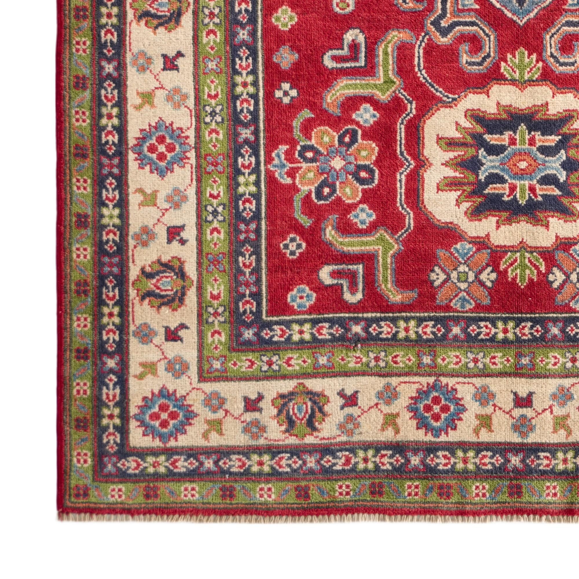 5' 2 x 6' 9 Hand Knotted Kazak Rug